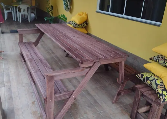 Casa Com Churrasqueira E Piscina, Perto De Riacho